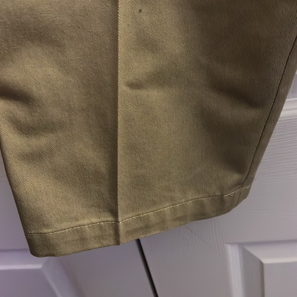 Men’s khaki dress pant - Picture 4 of 5
